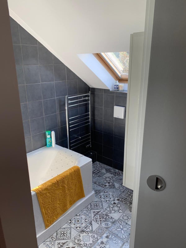 Room Beryl Road in Greater London