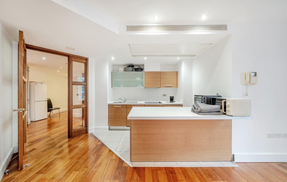 Flat Praed Street in City of Westminster