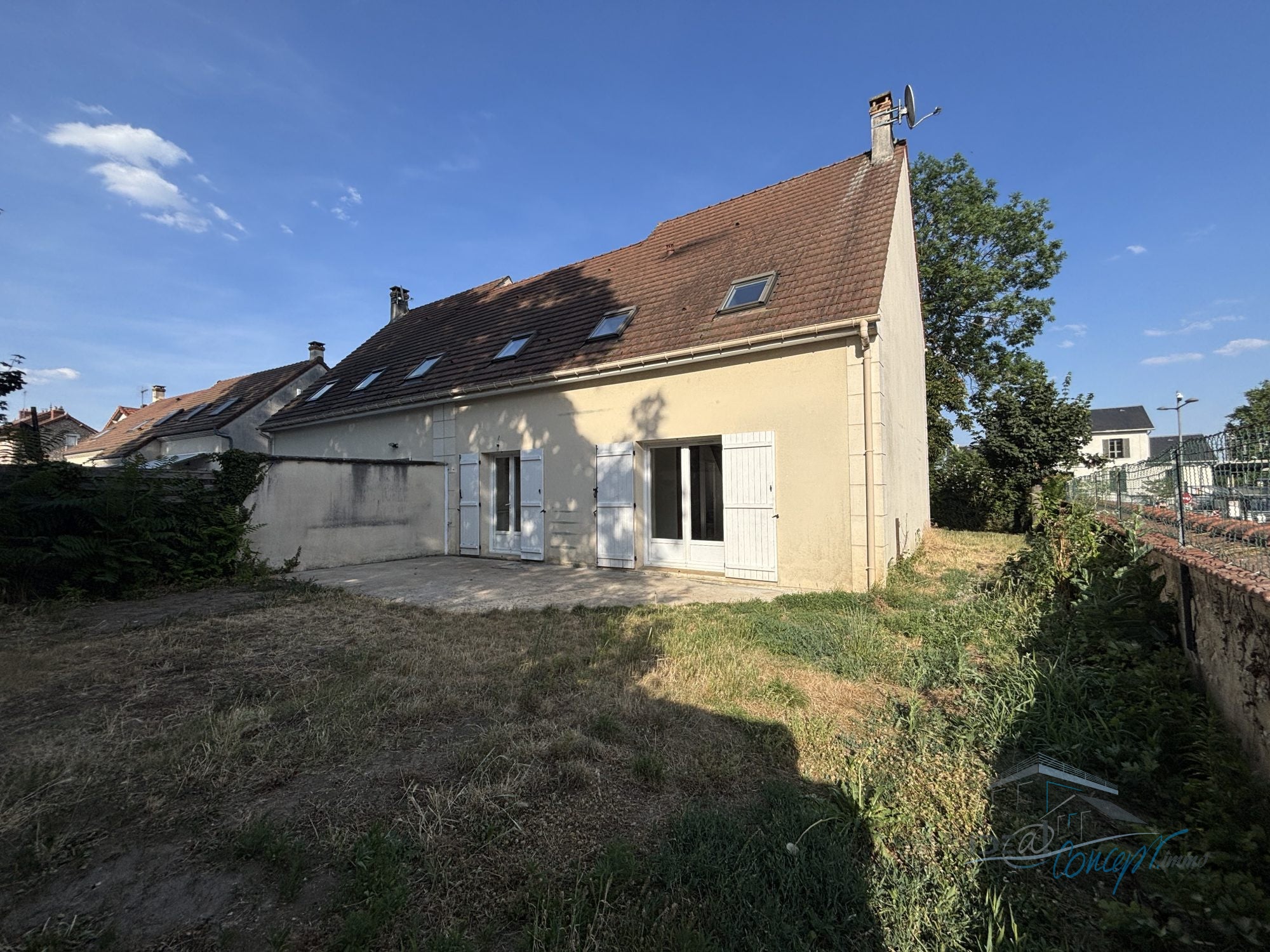 House Rue Lulli in Étréchy