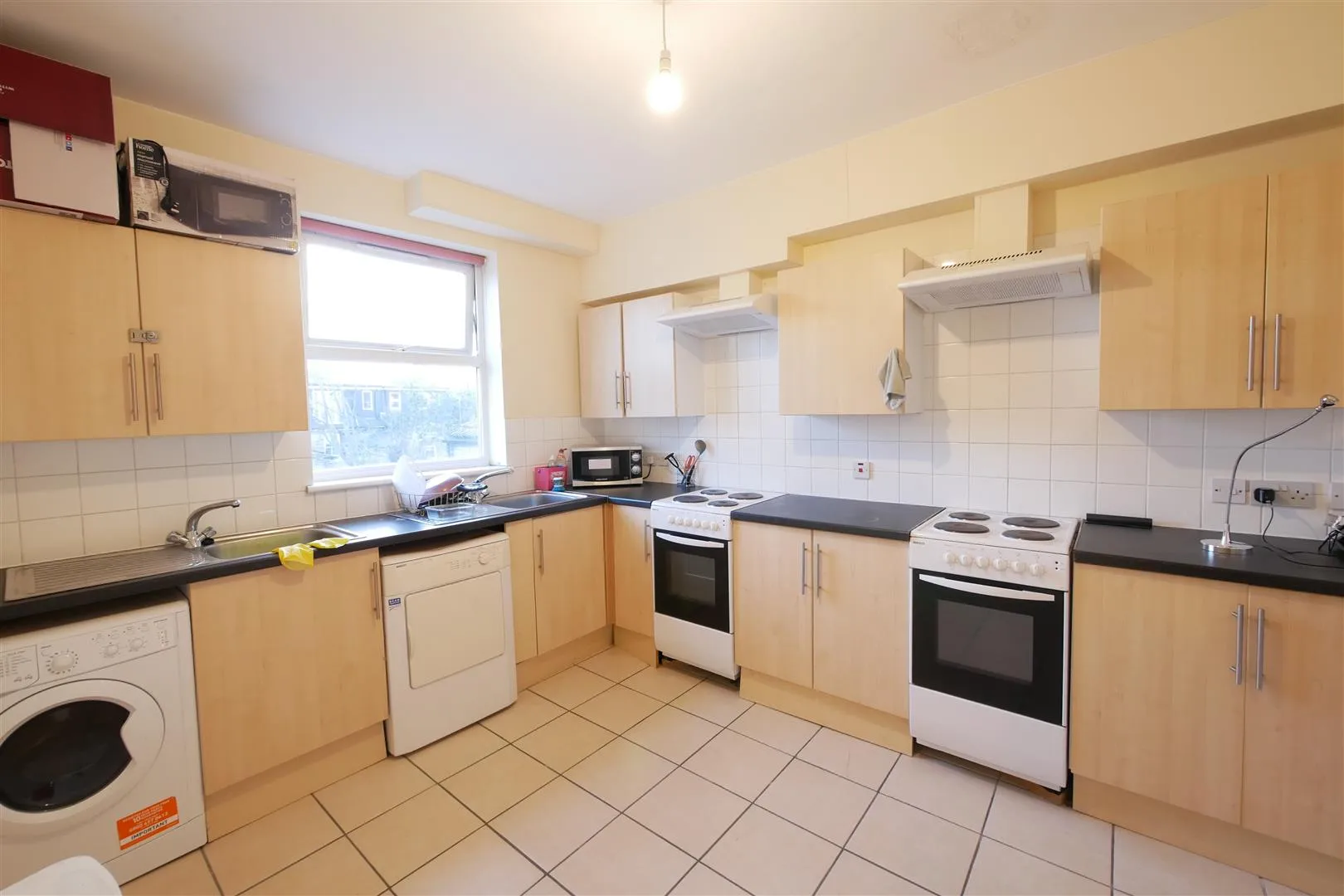 Room Cranbrook Park in Greater London