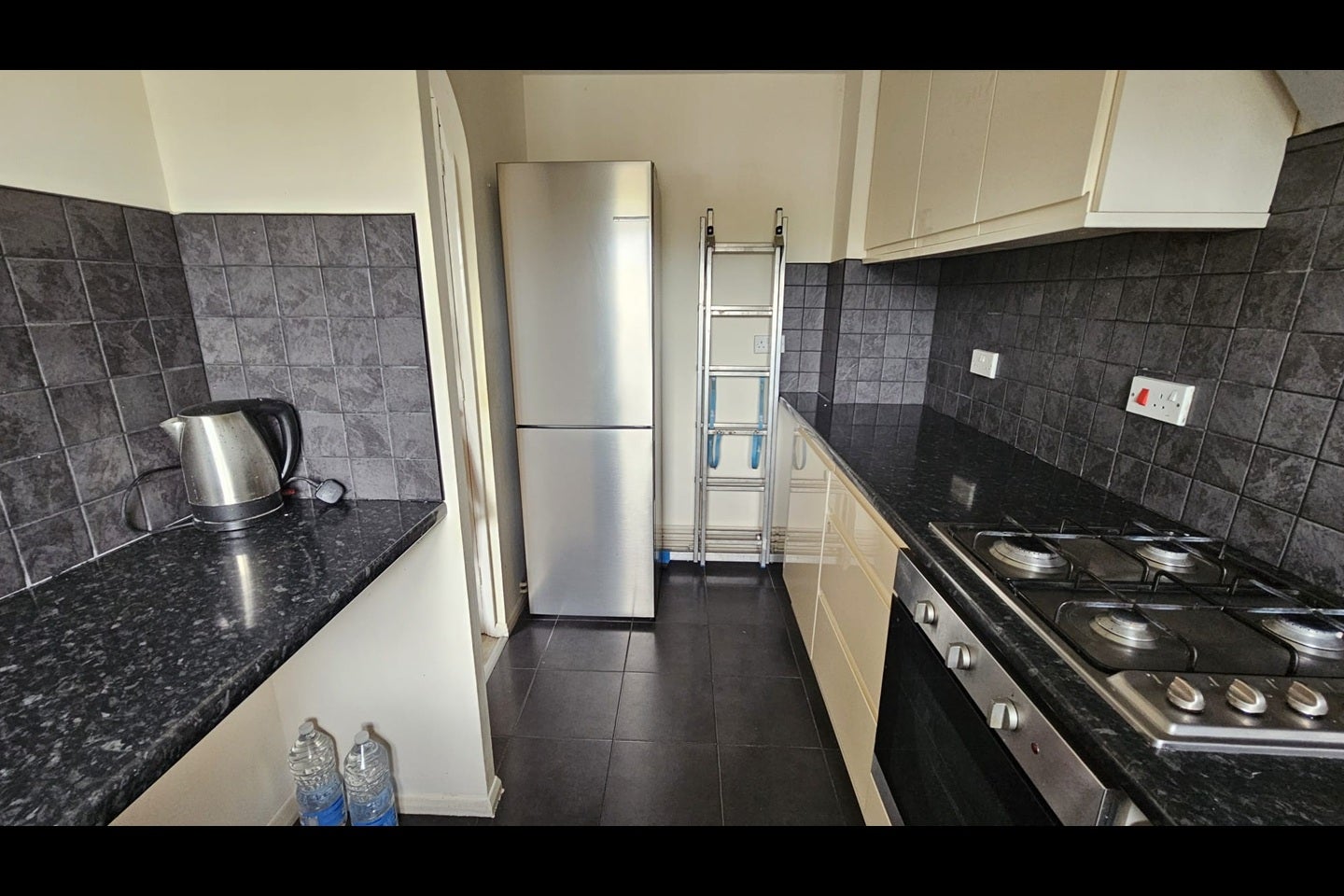 Flat John Silkin Lane in Greater London