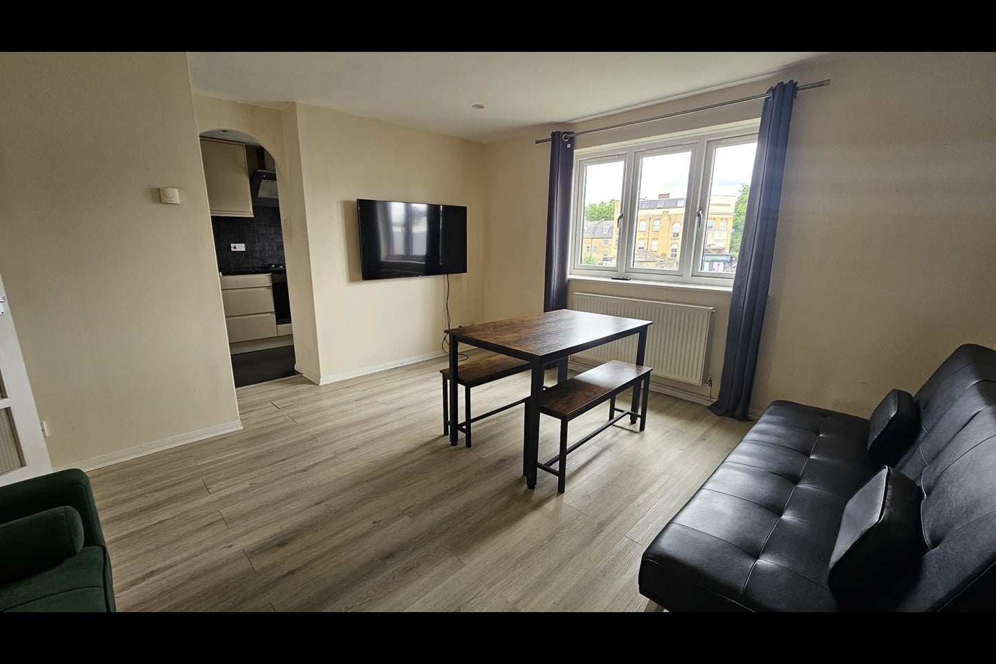 Flat John Silkin Lane in Greater London