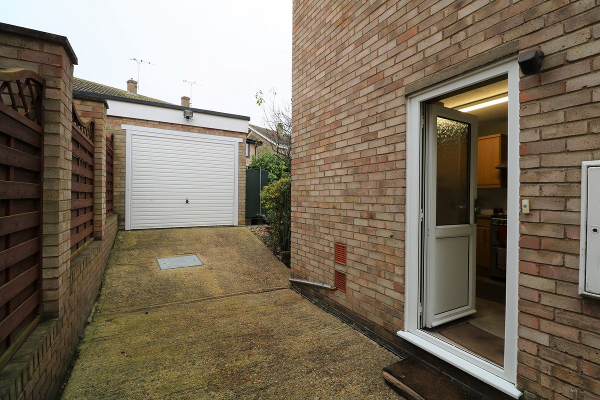 House Hyacinth Close in Maldon