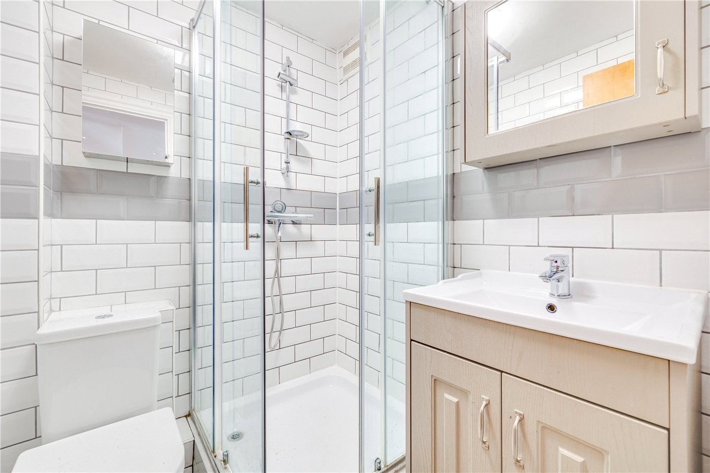 House Meldon Close in Greater London