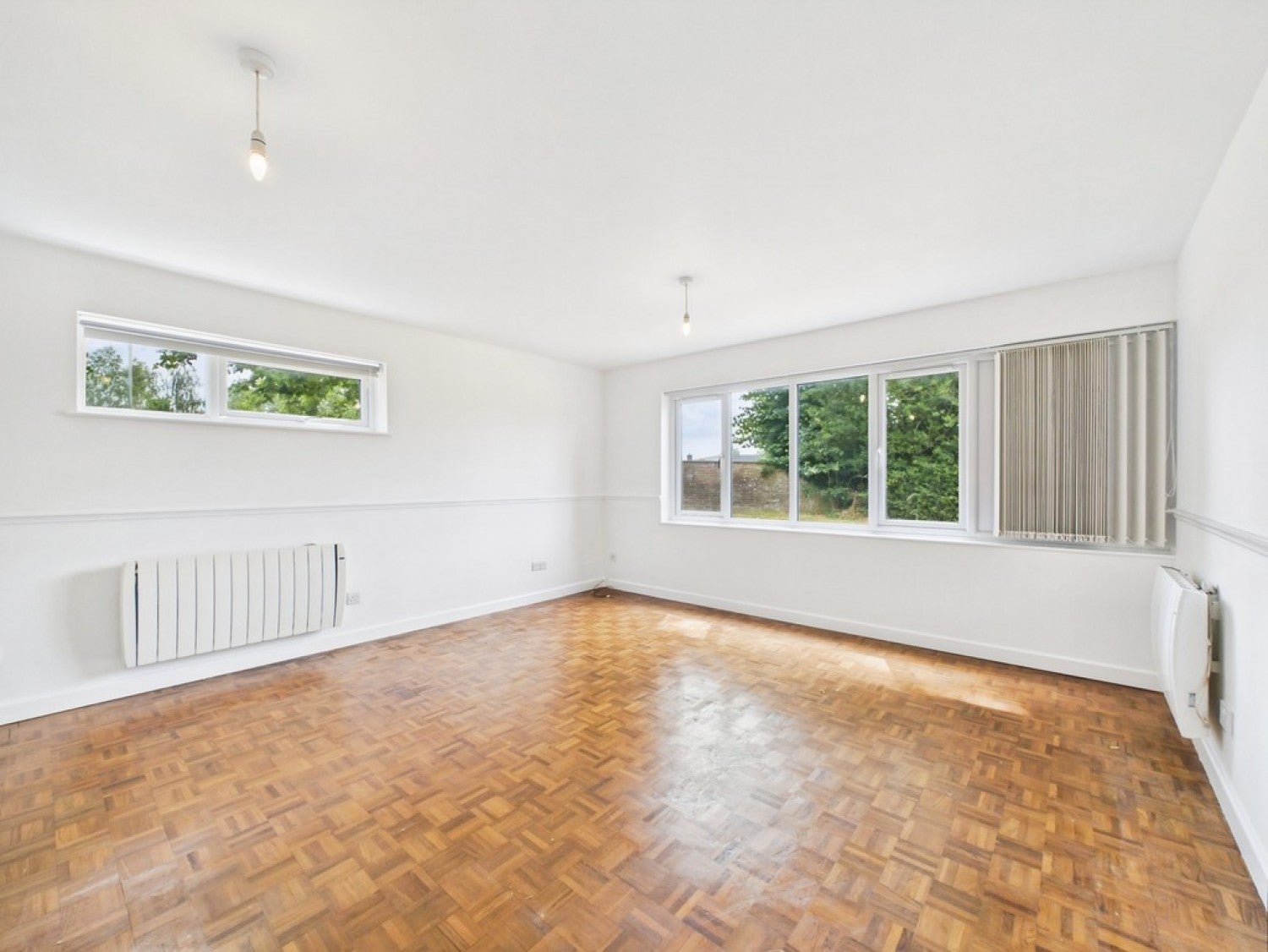 Flat Kings Road in Horsham