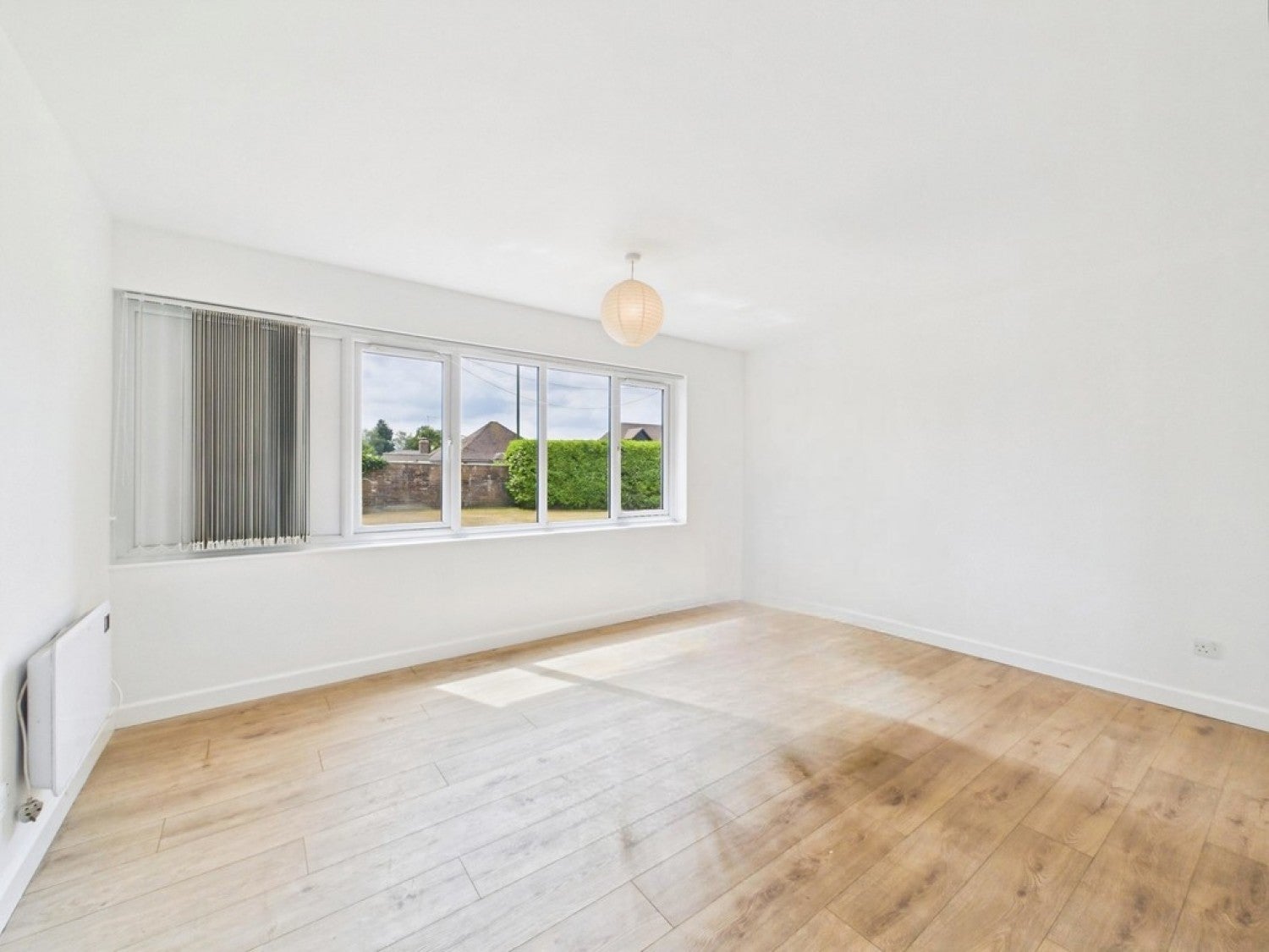 Flat Kings Road in Horsham
