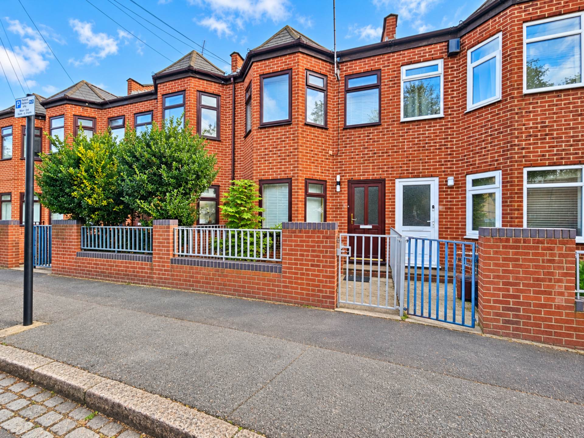 House Kennard Street in Greater London