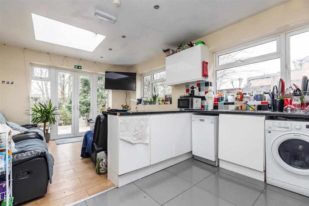 Flat Bournbrook Road in Birmingham