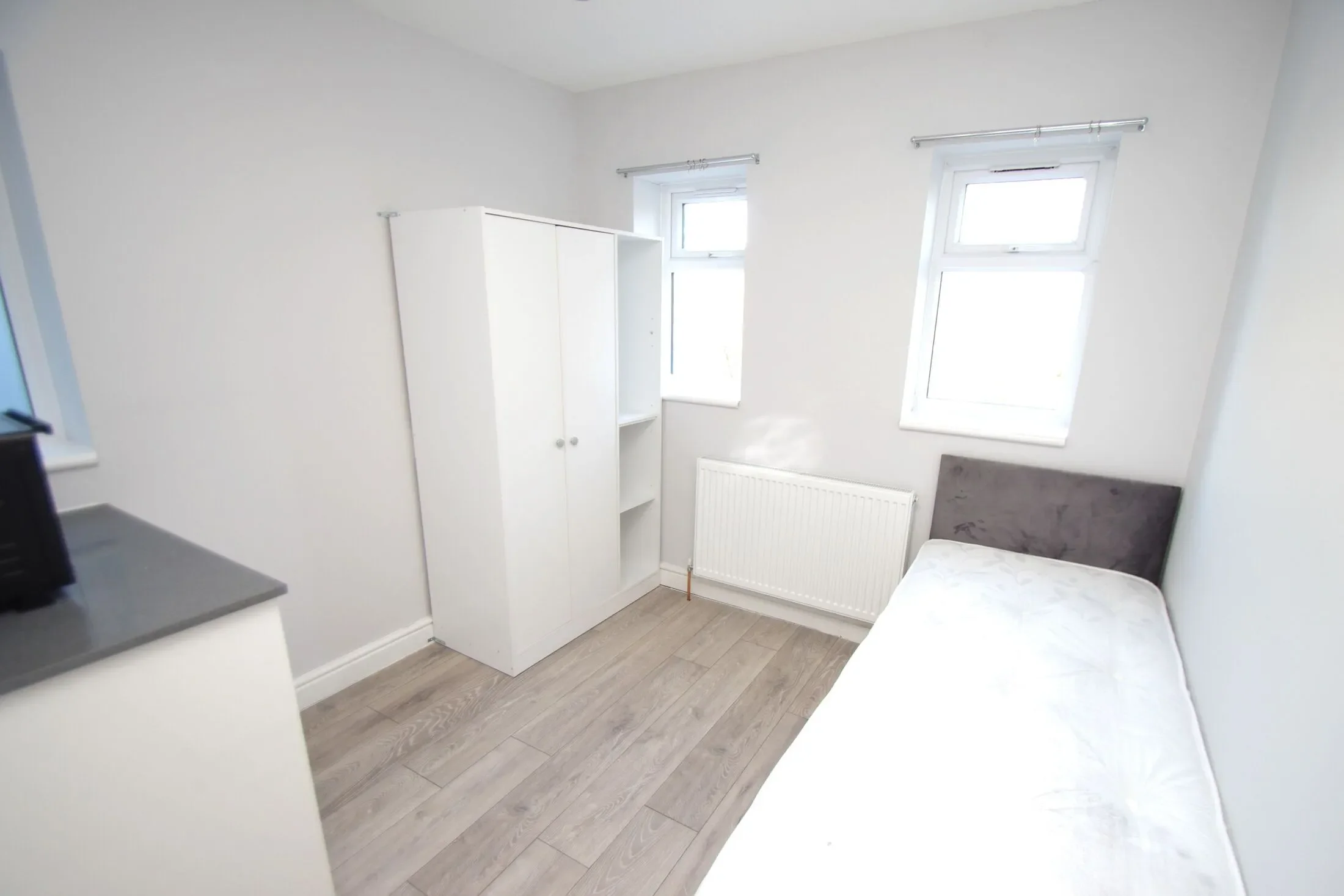 Room Gladstone Road in Watford