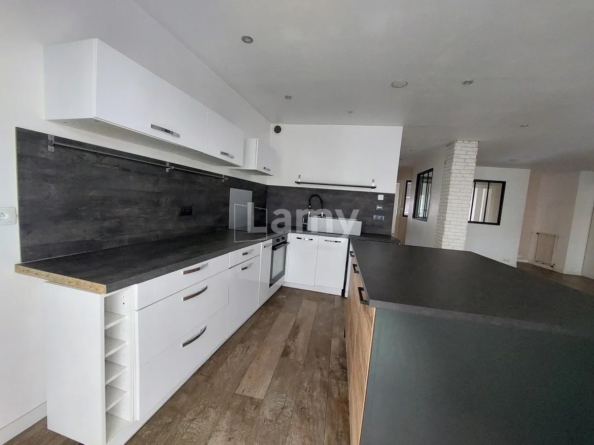 Flat Rue Condorcet in Grenoble