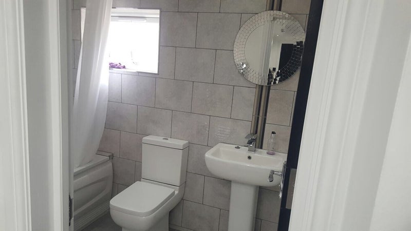 Room Chingford Road in Greater London