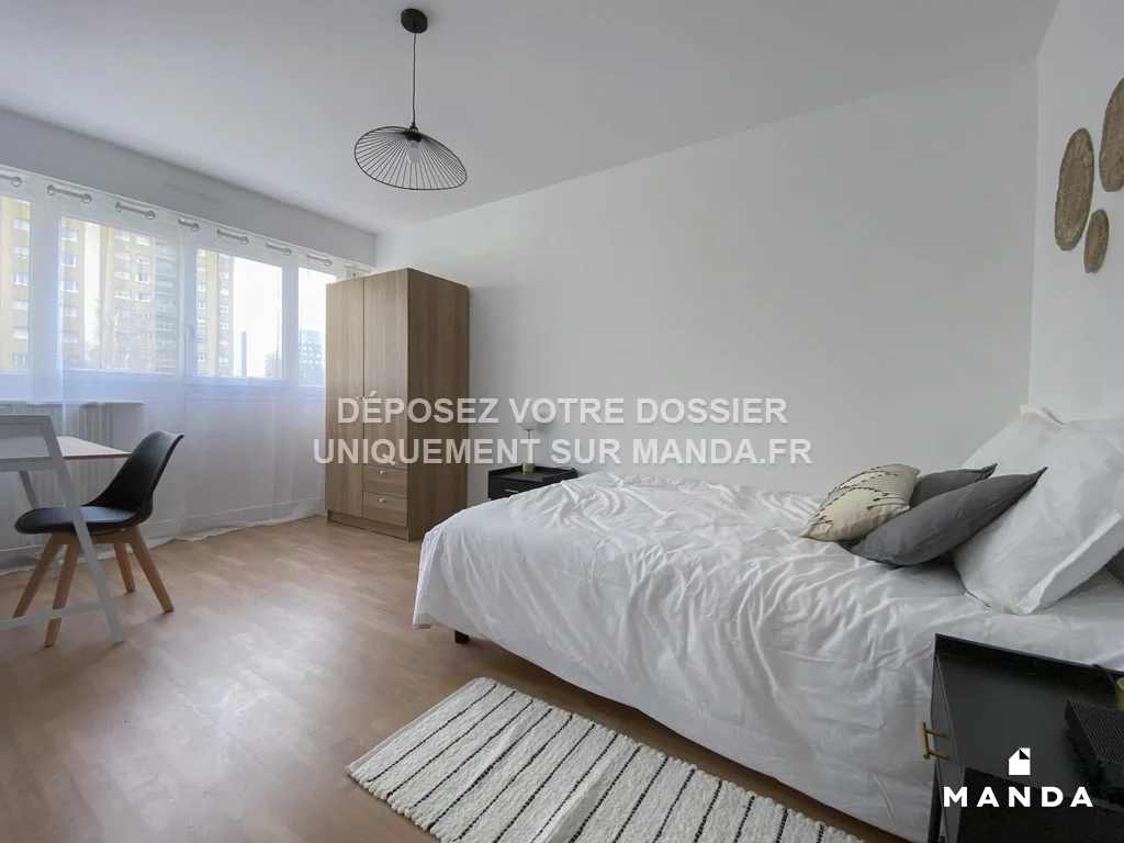 Chambre Rue Jean de La Fontaine à Argenteuil