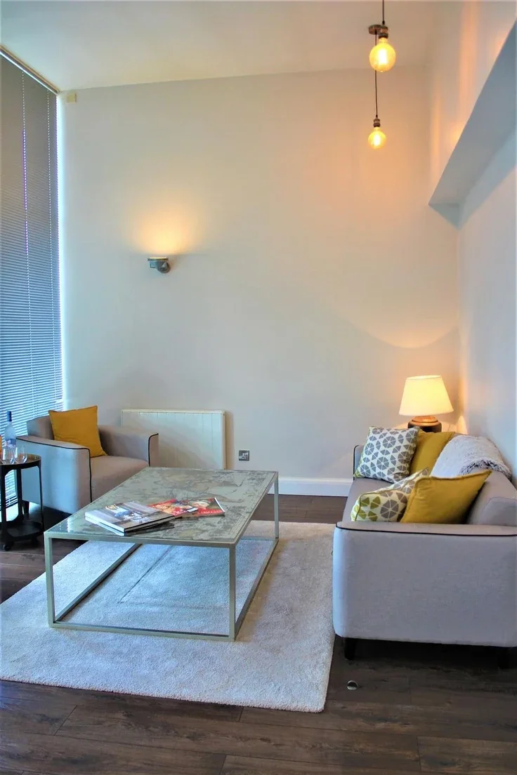 Flat Mora Street in Greater London