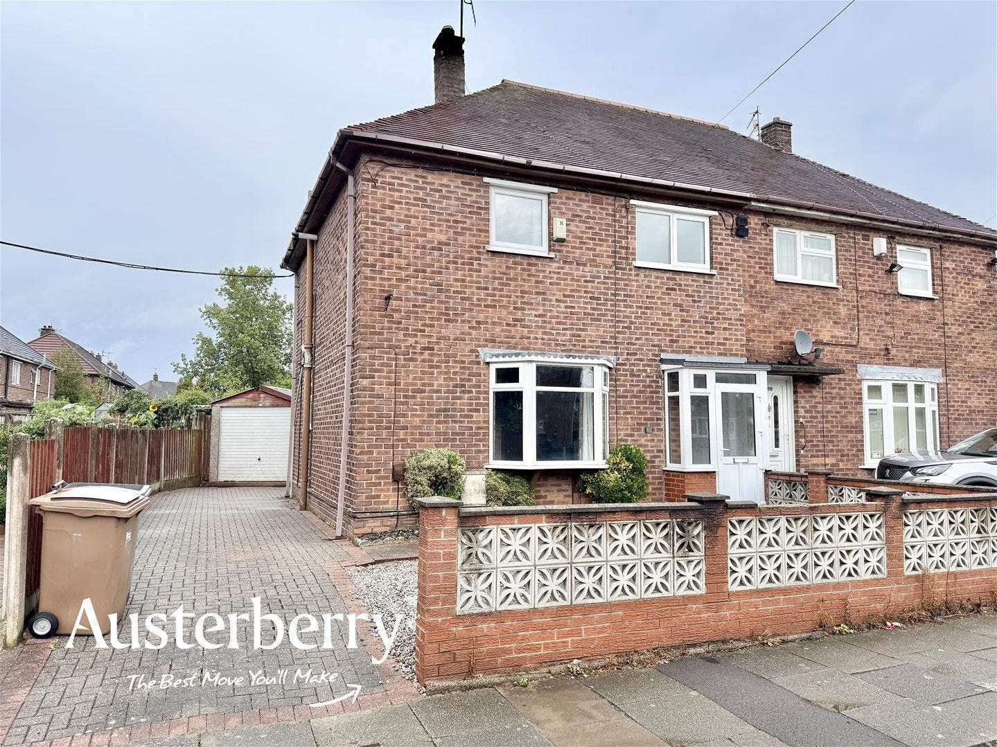 House Finstock Avenue in Stoke-on-Trent