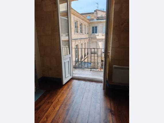 Flat Rue duffour-dubergier in Bordeaux