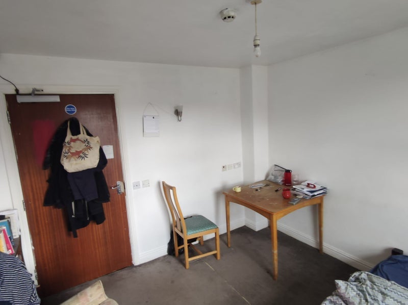 Room Artichoke Place in Greater London