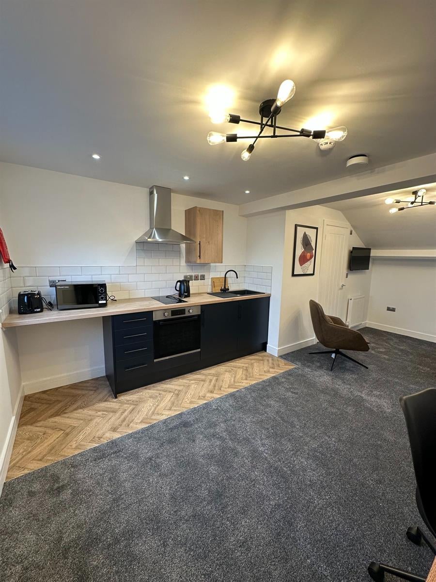 Room Moor Street in Gedling