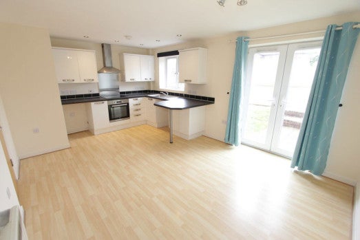 Flat Shepherds Bush Street in Stafford