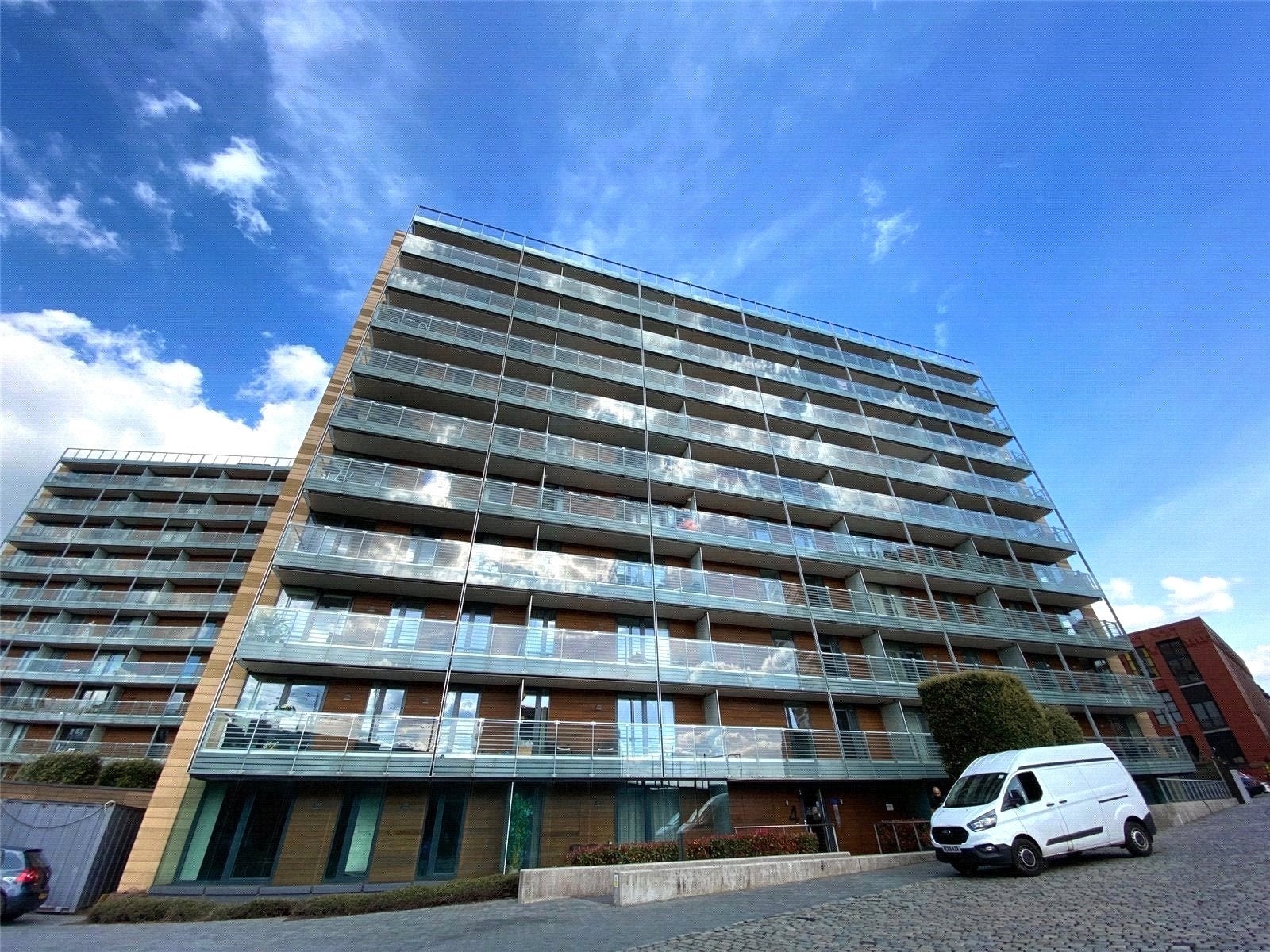 Flat Kelso Place in Manchester