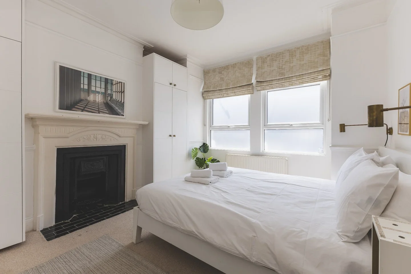 Flat Drayton Road in Greater London