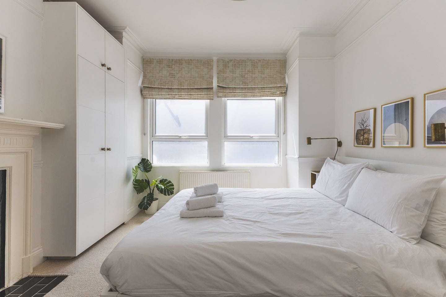Flat Drayton Road in Greater London