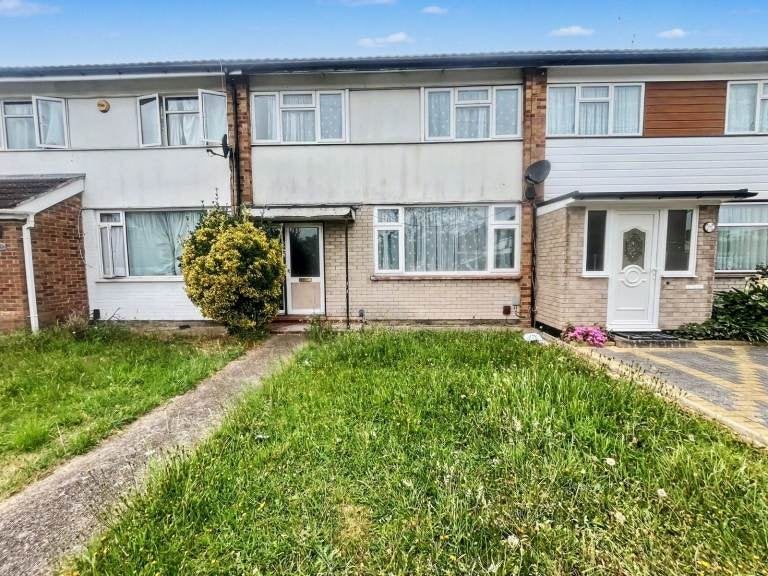 House Parlaunt Road in Slough