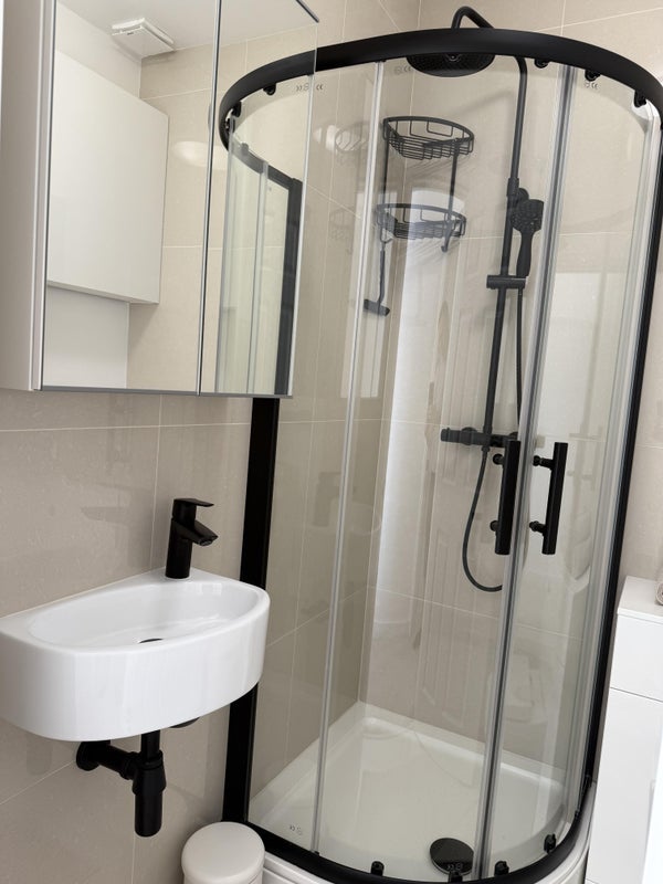Room Hardy Avenue in Greater London