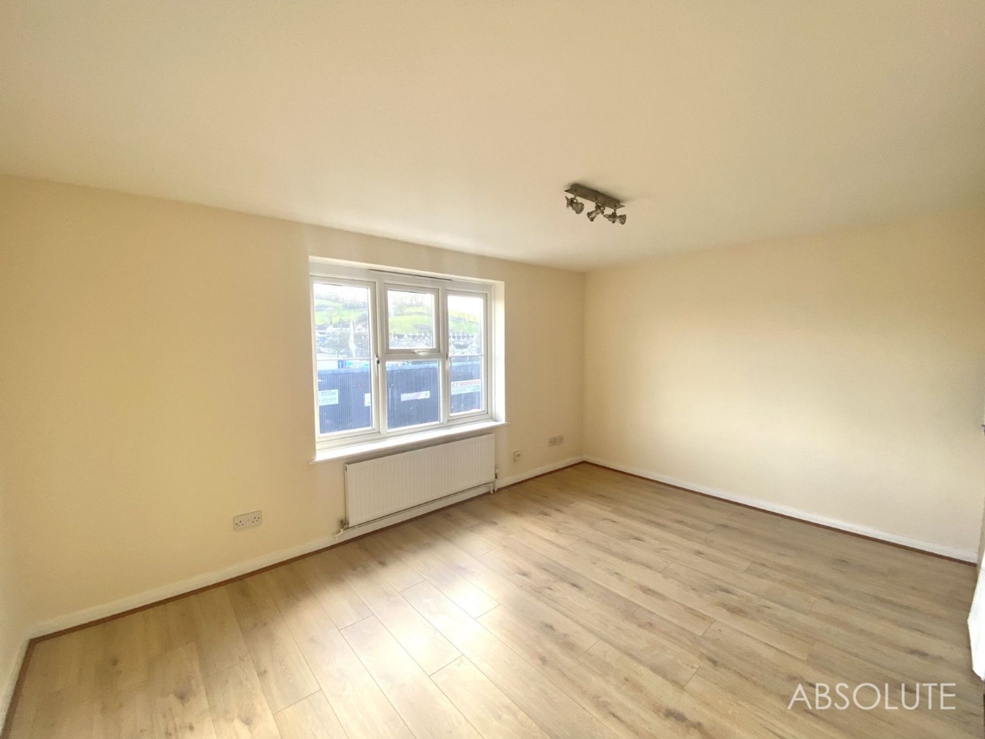 Flat Bradley Lane in Teignbridge