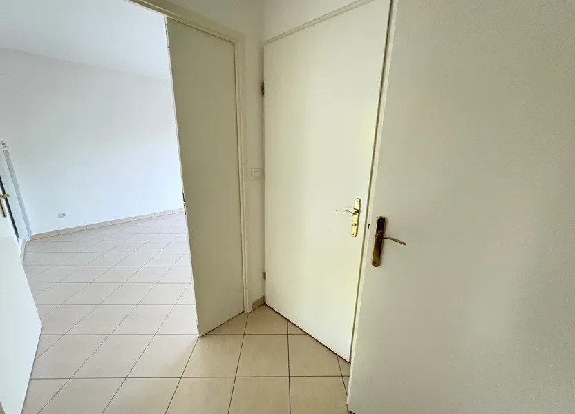 Flat Rue des Chantiers in Ozoir-la-Ferrière