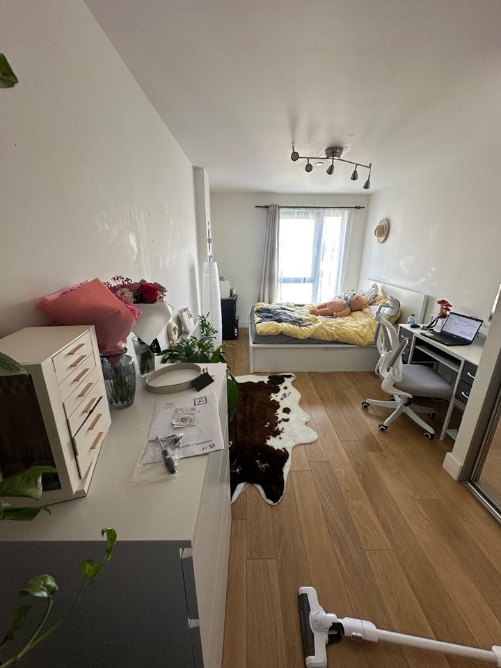Room Canter Way in Greater London