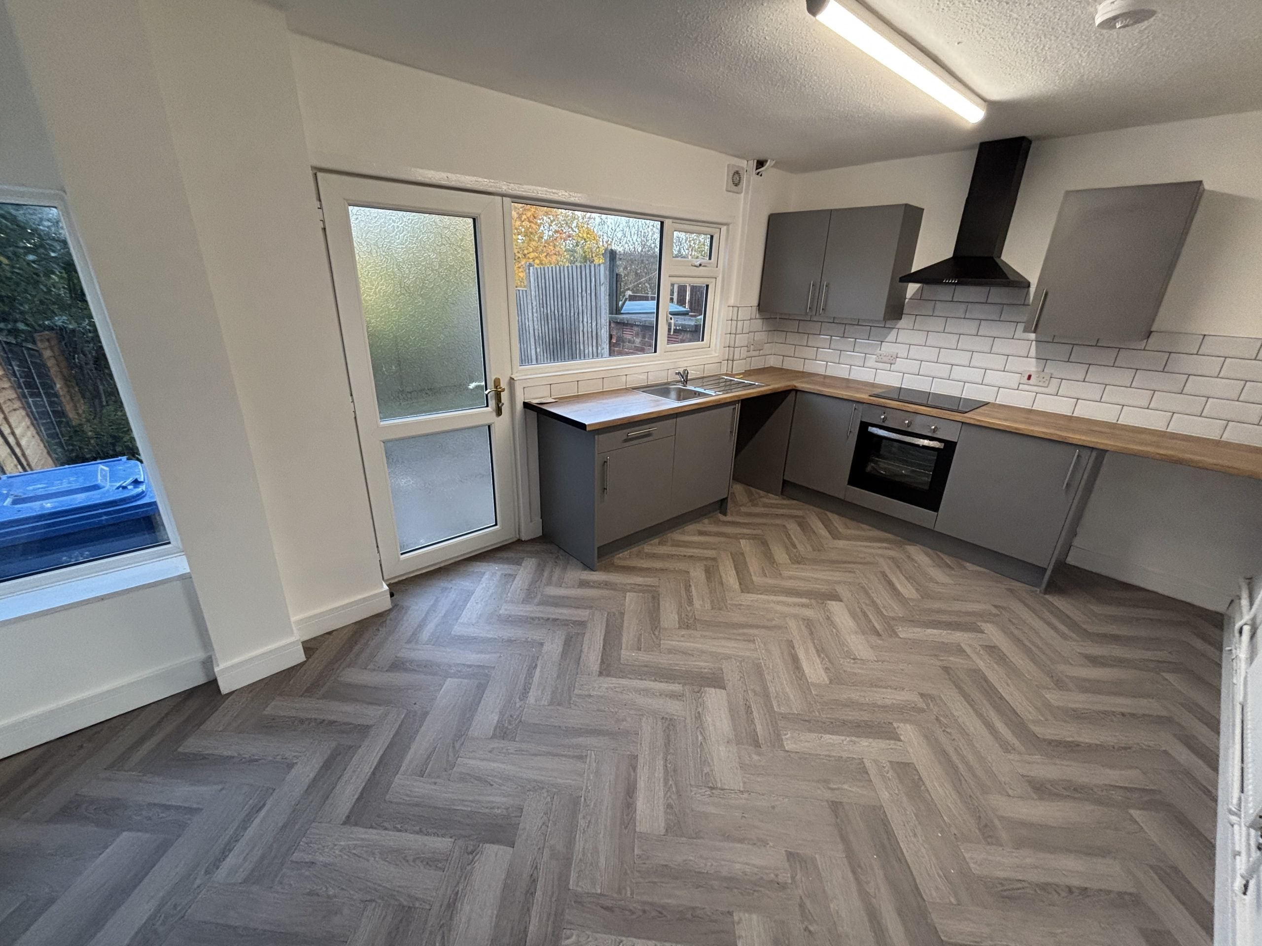 House Pegroy Grove in Stoke-On-Trent