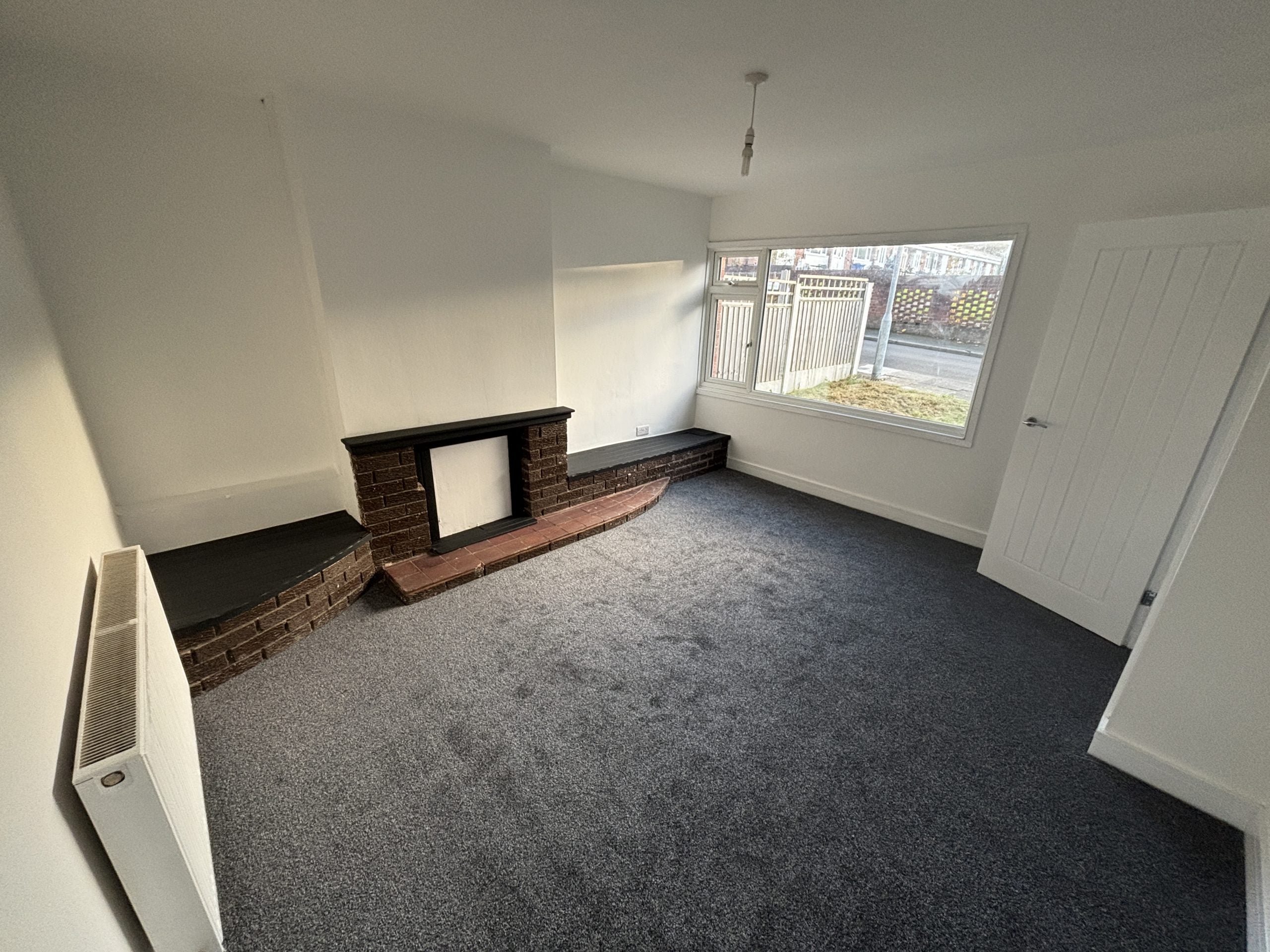 House Pegroy Grove in Stoke-On-Trent