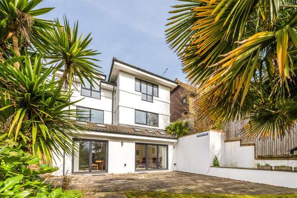 House Westhall Road in Warlingham