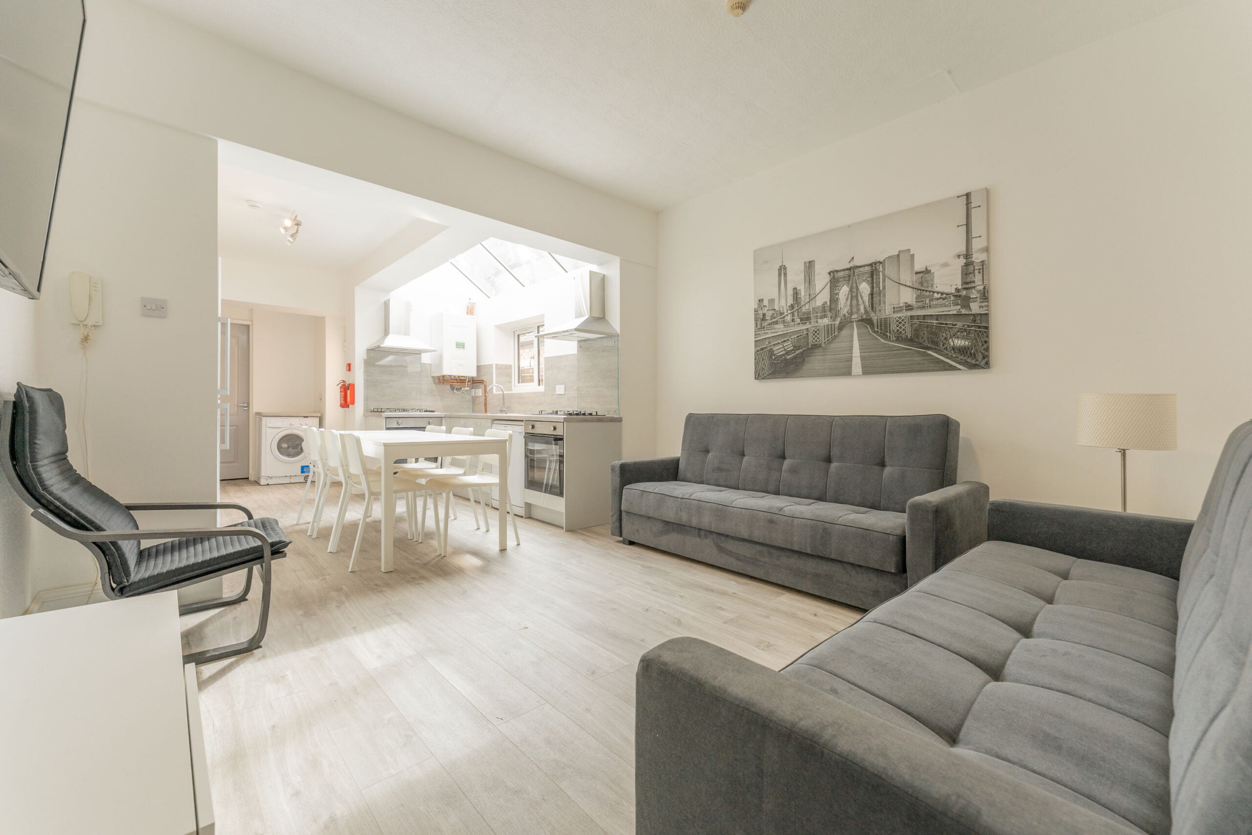 Room Tiverton Road in Birmingham