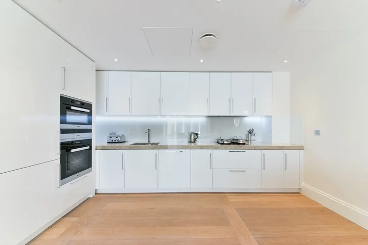 Flat Strand in City of Westminster