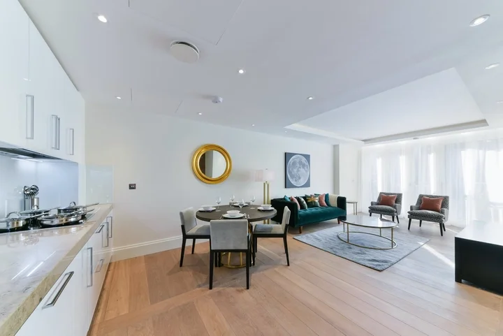 Flat Strand in City of Westminster