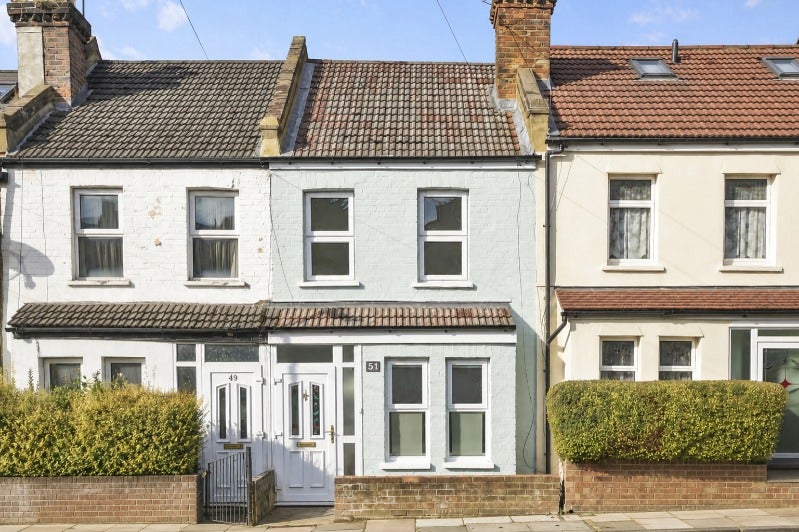 House Ringslade Road in Greater London
