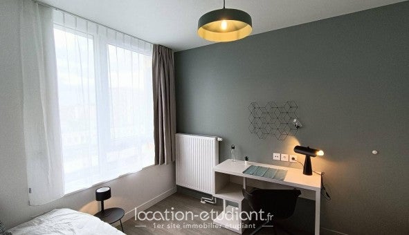 Flat Avenue des Champs Pierreux in Nanterre