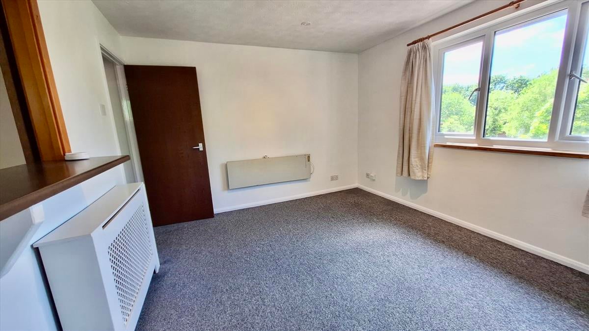Flat Golf View in Ingol and Tanterton