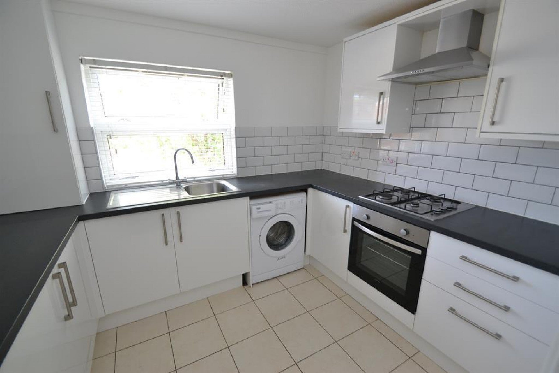 Flat Torquay Crescent in Stevenage
