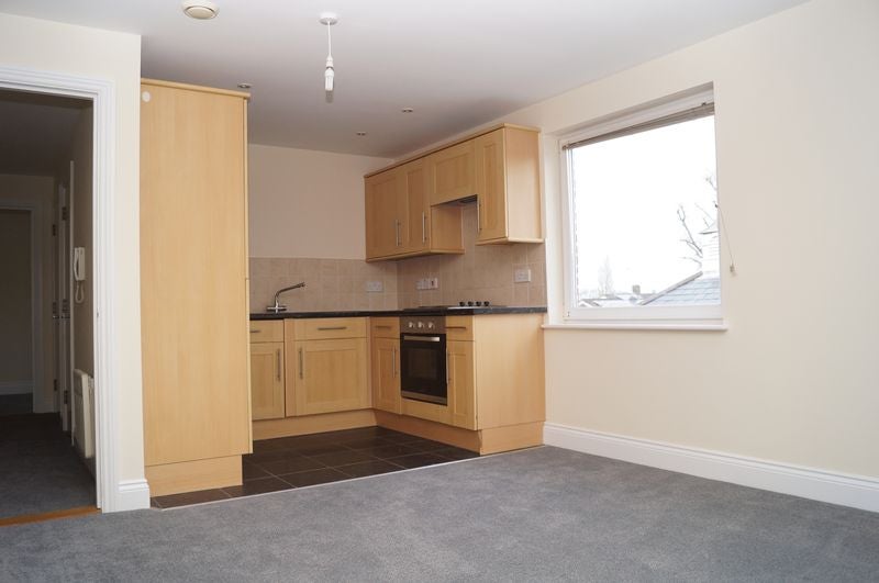 Flat London Road in Waterlooville