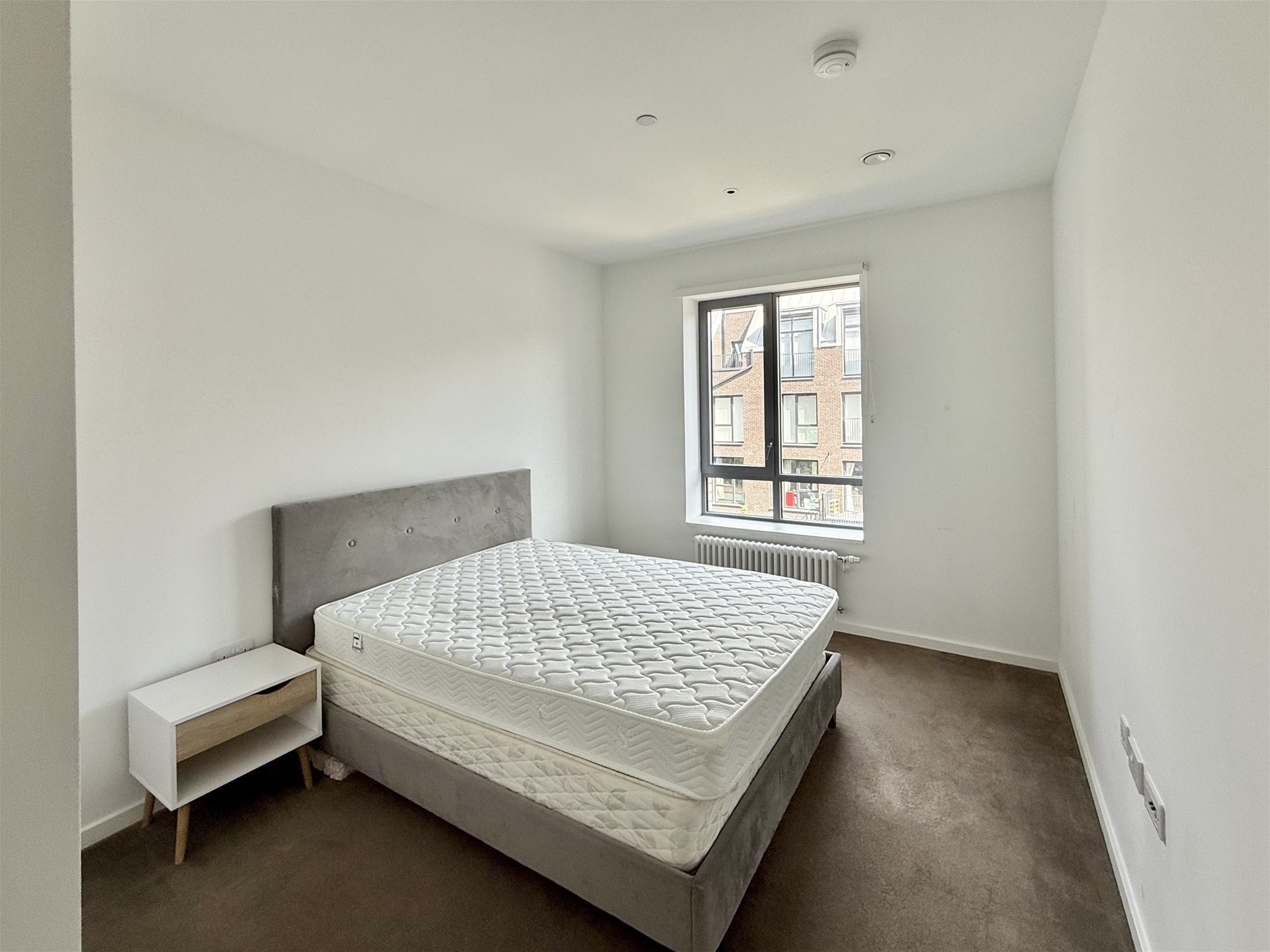 Flat Orchard Place in Greater London