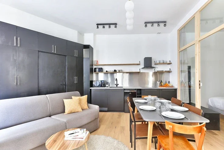 Flat Rue du Faubourg Saint-Denis in Paris