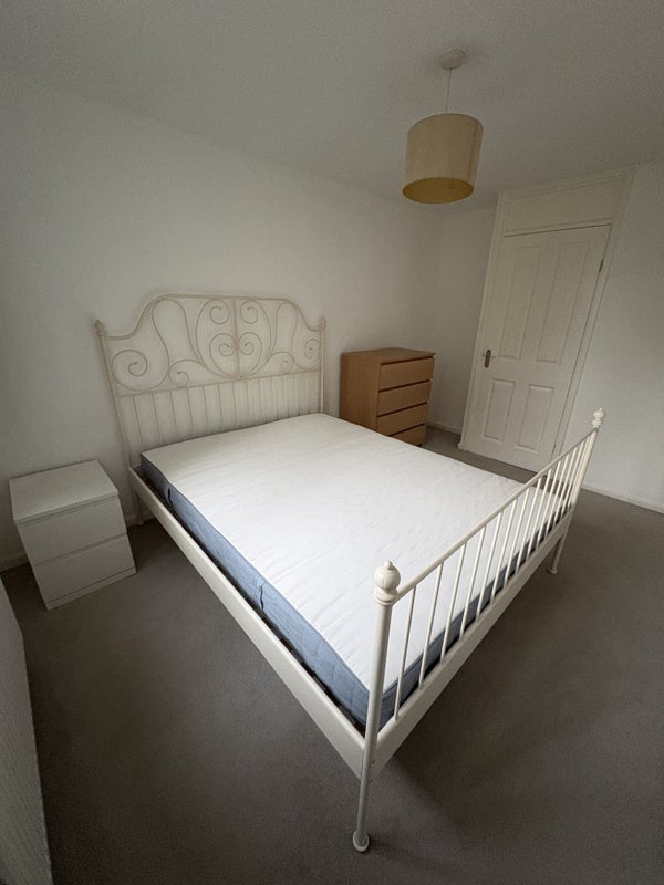Room Windrush Way in Maidenhead