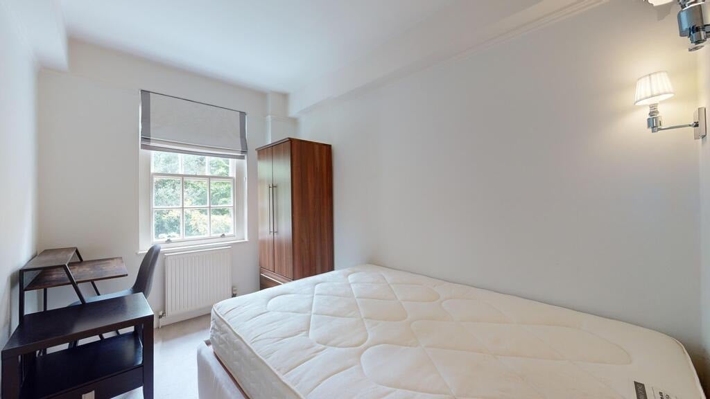 Flat Fulham Road in Greater London
