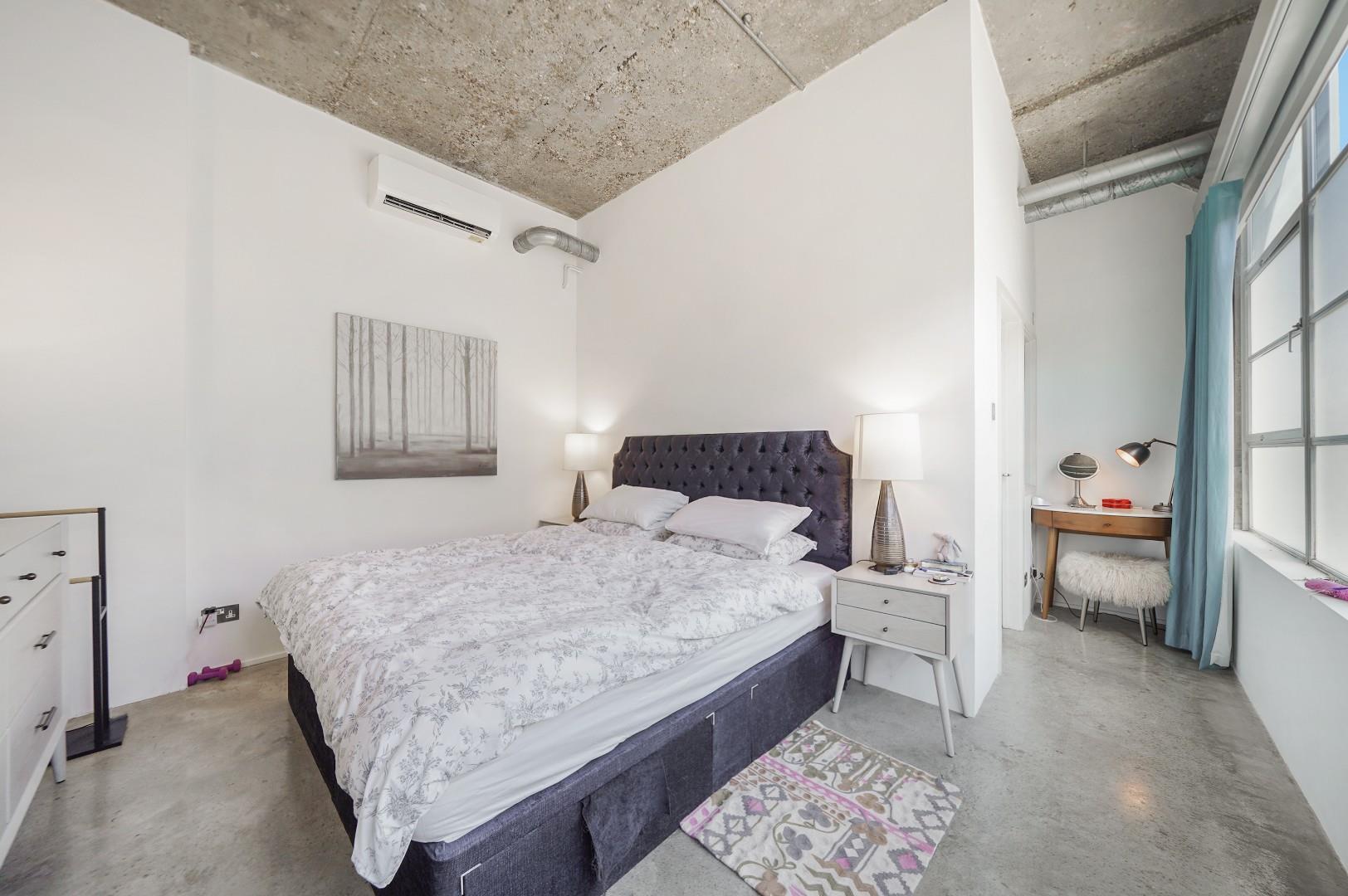 Flat Shepherdess Walk in Greater London