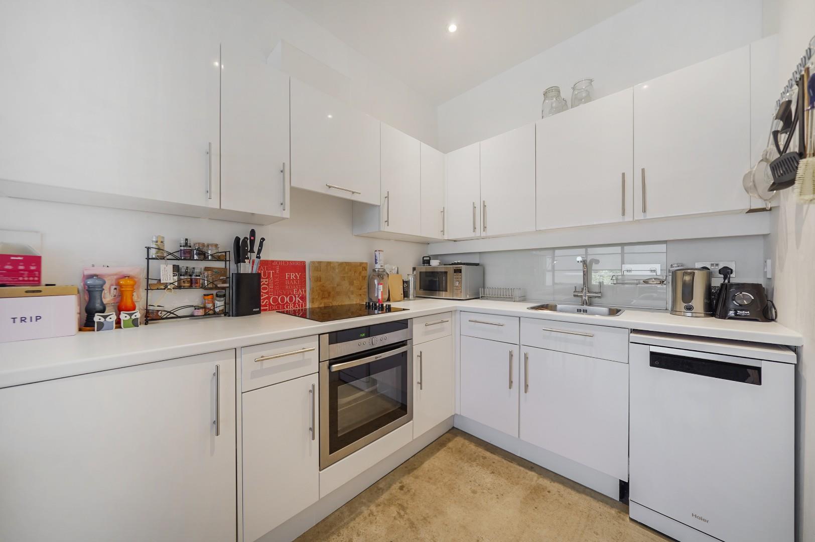 Flat Shepherdess Walk in Greater London