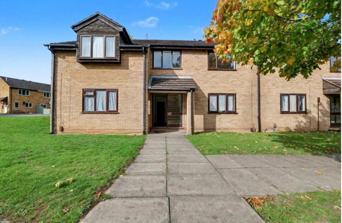 Flat Ravensthorpe Drive in Charnwood