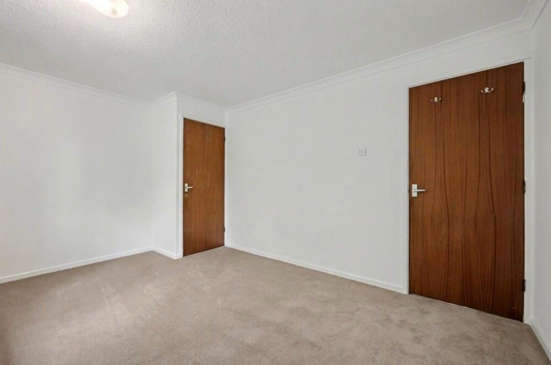 Flat Ravensthorpe Drive in Charnwood
