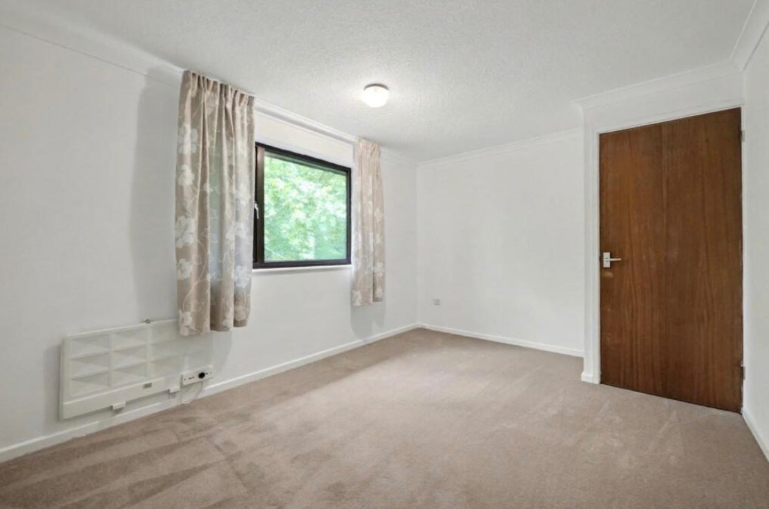 Flat Ravensthorpe Drive in Charnwood